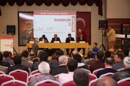 Bediüzzaman Hazretleri, ‘Adım Adım Said Nursi Burdur Günleri’ paneli ile anıldı