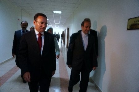 Bekir Bozdağ, İran Cumhurbaşkanı Yardımcısı ile görüştü