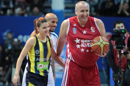 Beko All-Star 2013’te yıldızlar şut yarışması düzenlendi