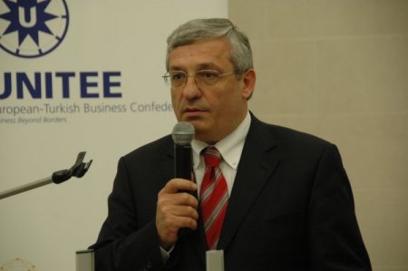 Belçika’da Depremzedelere Yardım Kampanyası Başlatıldı