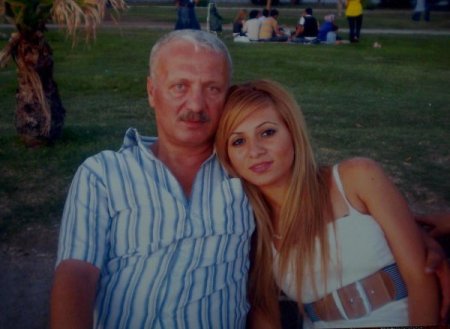 Belçika'daki kızının düğününe gitmek için Başbakan'a mektup yazdı