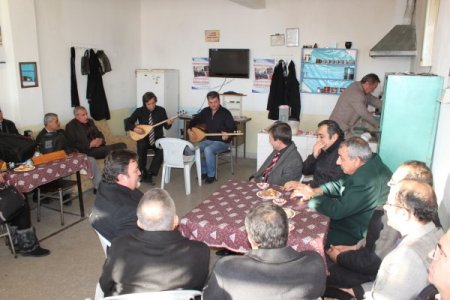 Belediye, Babaları Kahvehanelerde Eğitiyor