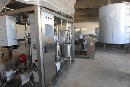 Belediye, dağ bölgelerini kalkındırmak için süt işleme tesisi kuruyor