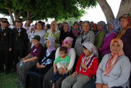 Belediye Başkanı, Şehit Ailesini Gece Yarısı Tepeden Tırnağa Giydirdi