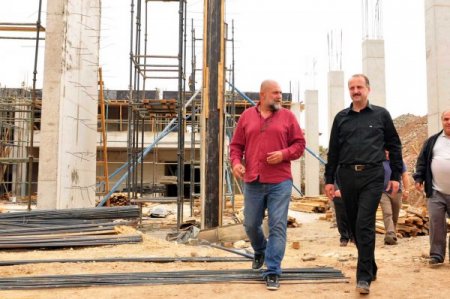 Belediye Başkanı Akgül, inşaat alanlarını yerinde inceledi