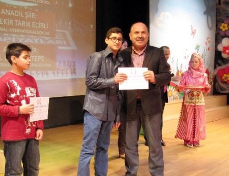 Belediye Başkanı Çelik, Türkiye Olimpiyatları'nın Arnavutluk finalini izledi