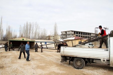 Belediye başkanlarına, düğün salonu gibi duruşma salonu