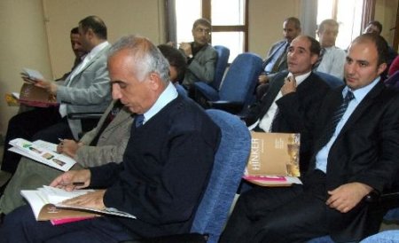 Belediye Bütçesiyle Belediye Personeline Kürtçe Kurs
