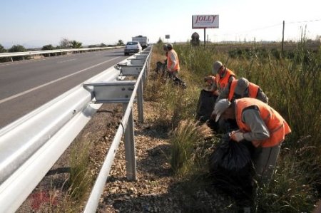 Belediye Ekipleri Turizm Yolunu Temizledi