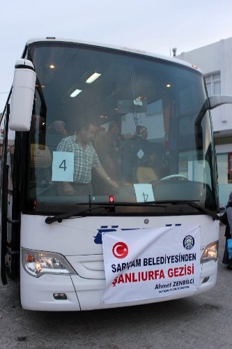 Belediye Kur'an kursu öğrencilerini geziye gönderdi