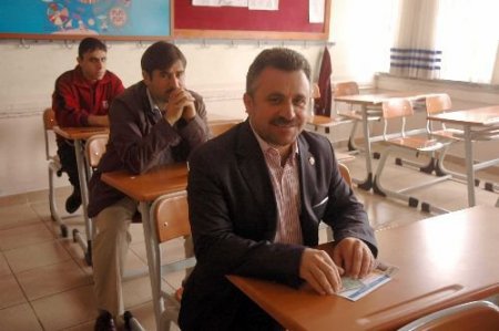 Belediye Meclis Üyesi İş Adamı Uygun Da Sınava Girdi