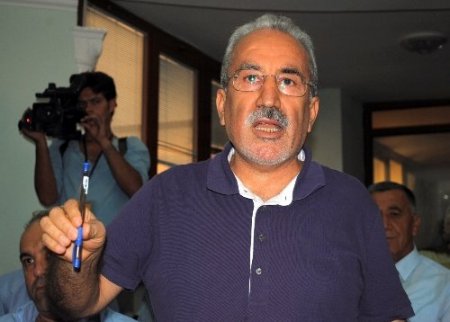 Belediye Meclisi üyesi Sönmez görevi bıraktı