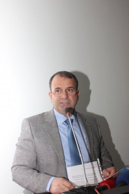 Belediye meclisinin ‘imar değişikliği’ maddeleri komisyona iade edildi