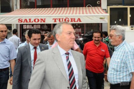 Belediye Mezatçılara Tahliye İçin Ek Süre Verdi