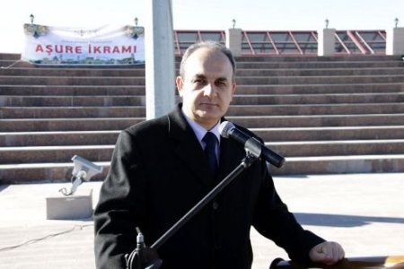 Belediye Ve Üniversite Yönetimi, Öğrencilere Aşure Dağıttı