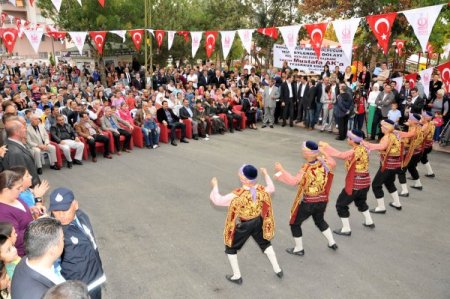 Belediye'den Çiçekli Mahallesi'ne muhtarlık binası, pazar yeri ve park