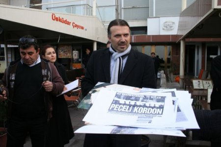 Belediyeden Kordonboyu'nda 'tek Tip Tente' Operasyonu