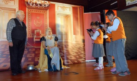 Belediyeden miniklere tiyatro