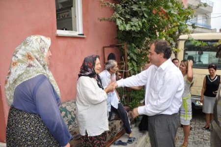 Belediyeden Muhtaç Ailelere Ramazan Paketi