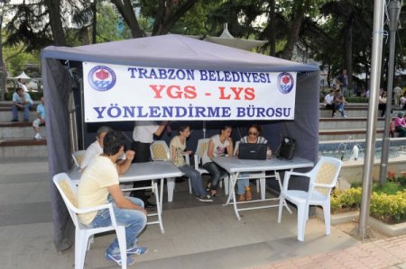 Belediyeden Üniversite Adaylarına Danışmanlık Hizmeti