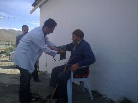 Belediyeden Yoksula Evinde Sağlık Hizmeti