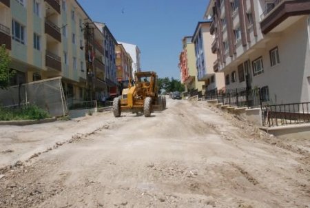 Belediyeler, Bozulan Yolları Bakıma Aldı