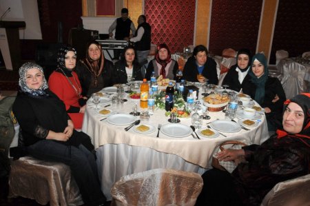 'Belediyeler yol-kaldırım hizmetiyle değil istihdamla kendini gösterecek'