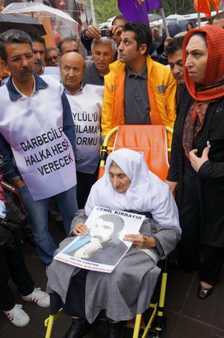 Berfo Nine Ankara Adliyesinde