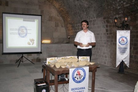 Bergama Kozak Çam Fıstığı Tescil Edildi