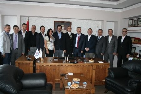 Bergama Ticaret Odası'nda görev değişimi