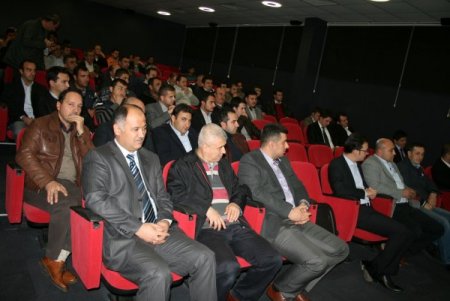 Bergamalı esnafa e-ticaret internet girişimciliği anlatıldı