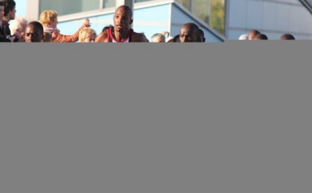 Berlin Maratonu’nda Kenya rüzgârı esti