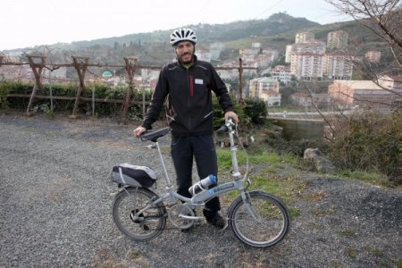 Beş farklı bisikletiyle Türkiye’yi geziyor