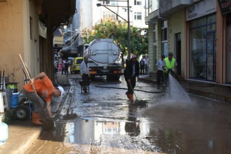 Beşikdüzü'nde selin zararı ortaya çıktı