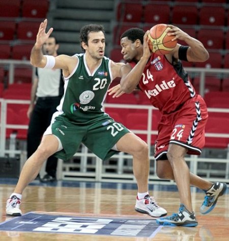 Beşiktaş, Aliağa Petkim’i 79 - 66 mağlup etti