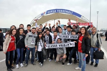 Beşiktaş, Bursa'ya geldi