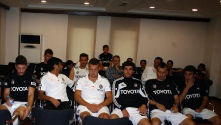 Beşiktaş, 'Çanakkale 1915' filmini izledi