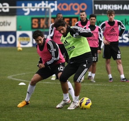 Beşiktaş, Galatasaray maçının hazırlıklarını sürdürdü