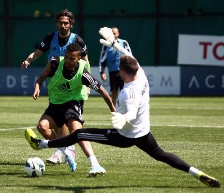 Beşiktaş, Medical Park Antalyaspor maçı hazırlıklarını sürdürdü