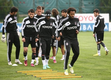 Beşiktaş, Mersin İdmanyurdu maçının hazırlıklarını sürdürdü