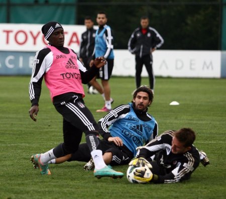 Beşiktaş, Mersin İdmanyurdu maçının hazırlıklarını sürdürdü