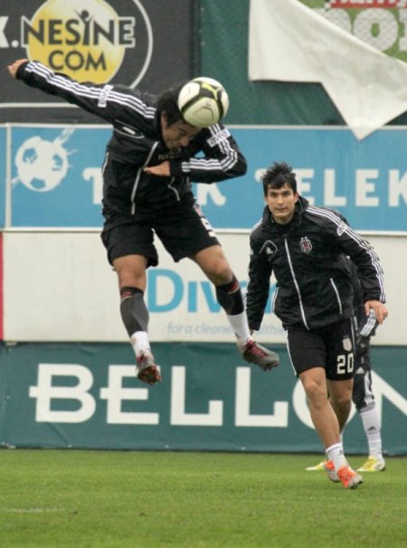 Beşiktaş, Ziraat Türkiye Kupası maçı için yarın Antalya'ya gidiyor