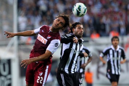 Beşiktaş: 0 - Sanica Boru Elazığspor: 0 (İlk Yarı)