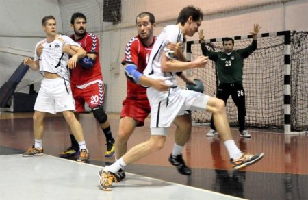 Beşiktaş: 37 - Haslum HK: 25