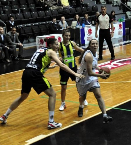 Beşiktaş: 54 - Fenerbahçe: 95