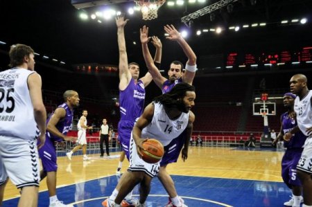 Beşiktaş: 69 - Hacettepe Üniversitesi: 63