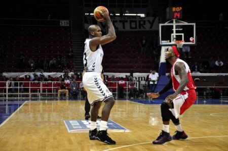 Beşiktaş: 72 - Tofaş: 55