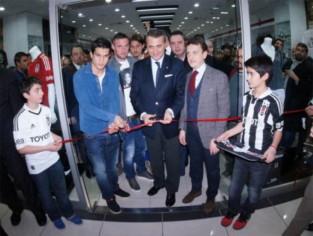 Beşiktaş Başkanı Fikret Orman: Ben de bir taraftarım, çok sevindik