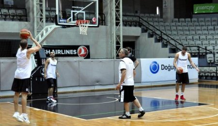 Beşiktaş Erkek Basketbol Takımı hazırlıklara başladı