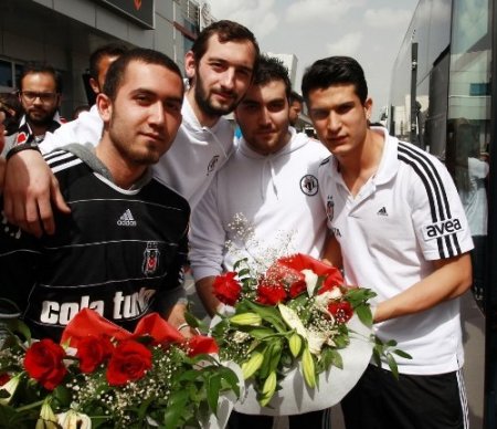 Beşiktaş kafilesi Kayseri'ye geldi